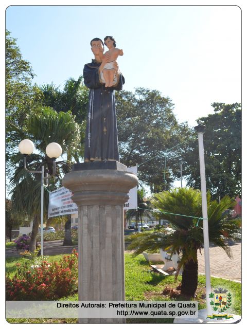 Notícia Praça da Matriz ganha  estátua de Santo Antônio