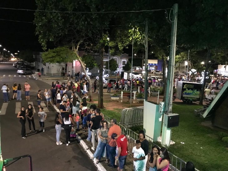Mais uma grande atração: Carreta da alegria atrai centenas de pessoas -  Prefeitura Municipal de Quatá