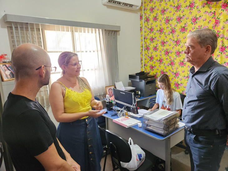 O Prefeito visita projetos do Centro Comunitário Urbano 