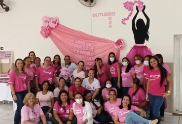 Foto 40: Mês de Prevenção ao Câncer de Mama. 