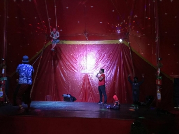 Foto 3: Passeio no Circo