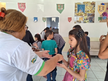 Foto 37:  Festa Junina do grupo Criança Feliz - Centro Comunitário 