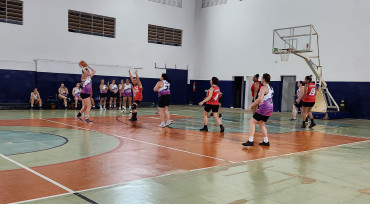 Foto 34: Basquete Adulto Master Feminino de Quatá