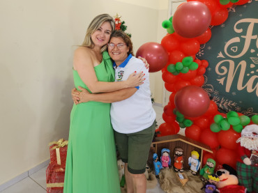 Foto 119: Encerramento das atividades do Cras e confraternização de Natal com os Grupos de Convivência