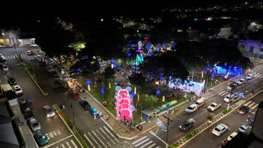 Foto 135: Prefeitura de Quatá inaugura a Praça de Natal 2024!