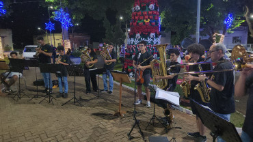 Foto 12: APRESENTAÇÃO DE NATAL - BANDA MUNICIPAL