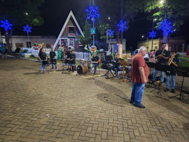 Foto 3: APRESENTAÇÃO DE NATAL - BANDA MUNICIPAL