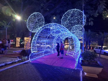 Foto 117: Prefeitura de Quatá inaugura a Praça de Natal 2024!