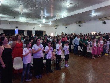 Foto 12: Quatá sedia Cerimônia de Encerramento e entrega da premiação da Olimpíada CIVAP de Língua Portuguesa e Matemática