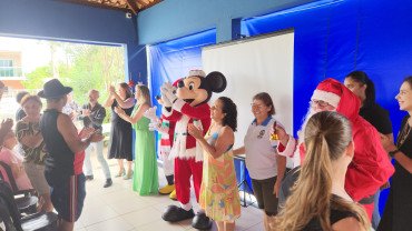 Foto 21: Encerramento das atividades do Cras e confraternização de Natal com os Grupos de Convivência