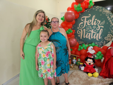 Foto 49: Encerramento das atividades do Cras e confraternização de Natal com os Grupos de Convivência