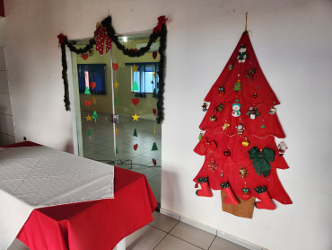 Foto 3: Encerramento das atividades do Cras e confraternização de Natal com os Grupos de Convivência