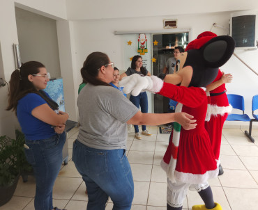 Foto 130: Encerramento das atividades do Cras e confraternização de Natal com os Grupos de Convivência