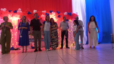 Foto 73: Quatá sedia Cerimônia de Encerramento e entrega da premiação da Olimpíada CIVAP de Língua Portuguesa e Matemática