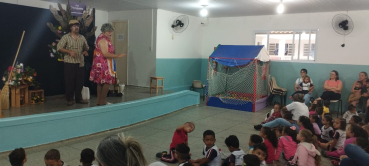 Foto 114: Peça de Teatro leva informações do combate à Dengue para alunos de Quatá