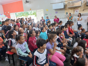Foto 157: Peça de Teatro leva informações do combate à Dengue para alunos de Quatá