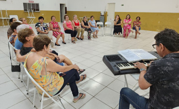 Foto 17: Confraternização do Coral Solares Canto Coral