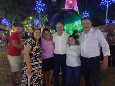 Foto 53: Prefeitura de Quatá inaugura a Praça de Natal 2024!