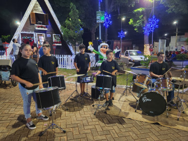 Foto 2: APRESENTAÇÃO DE NATAL - BANDA MUNICIPAL