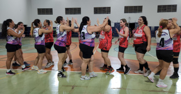 Foto 69: Basquete Adulto Master Feminino de Quatá