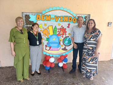 Foto 23: Quatá sedia Cerimônia de Encerramento e entrega da premiação da Olimpíada CIVAP de Língua Portuguesa e Matemática