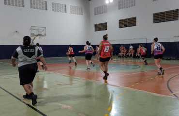 Foto 70: Basquete Adulto Master Feminino de Quatá