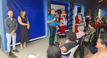 Foto 29: Encerramento das atividades do Cras e confraternização de Natal com os Grupos de Convivência