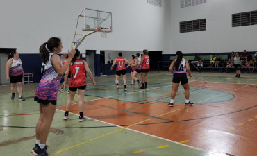 Foto 19: Basquete Adulto Master Feminino de Quatá