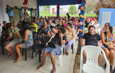 Foto 14: Encerramento das atividades do Cras e confraternização de Natal com os Grupos de Convivência