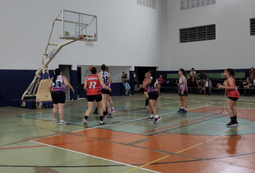 Foto 56: Basquete Adulto Master Feminino de Quatá