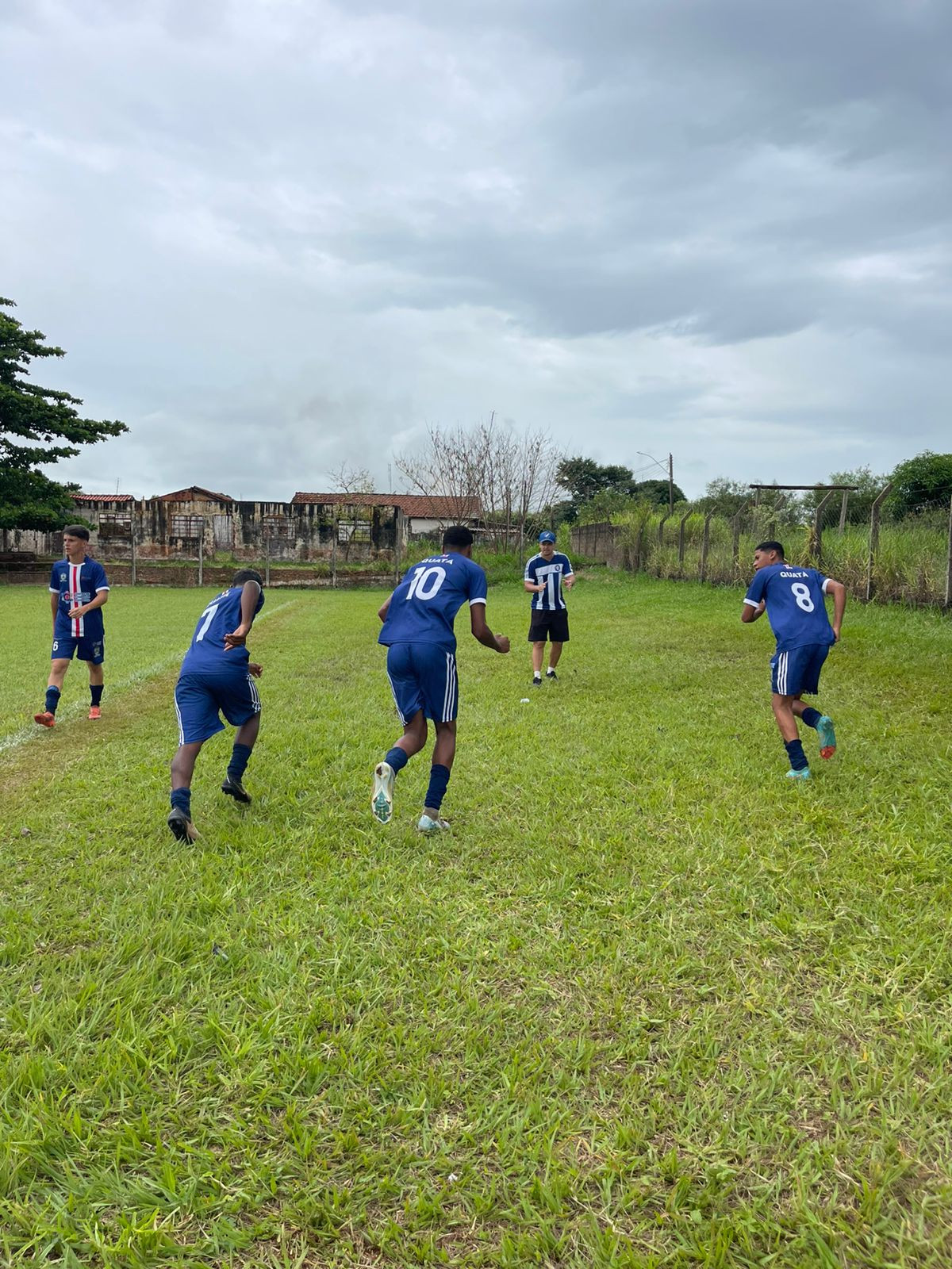 Foto 212: Quatá fica entre as 4 melhores equipes da categoria sub 17 da Mercosul 2025