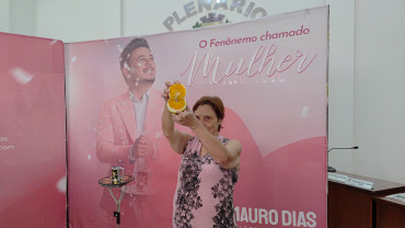 Foto 42: Show de mágica marca evento em especial ao Dia da Mulher