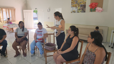 Foto 7: Promoção Social realiza reunião com gestantes no centro Comunitário da Asa Branca