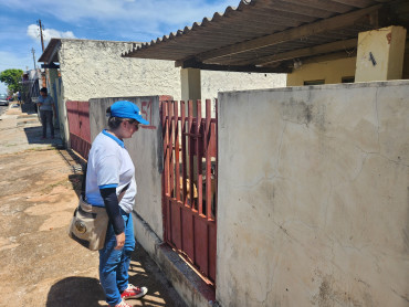 Foto 26: Prefeitura de Quatá trava uma luta contra o mosquito Aedes Aegypti e o Escorpião: Várias ações estão sendo realizadas para acabar com a Dengue e conscientizar a população