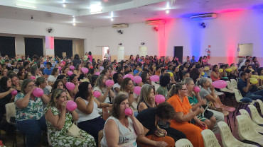 Foto 32: Palestras de incentivo e Planejamento Escolar 2025 reúne os profissionais da Educação