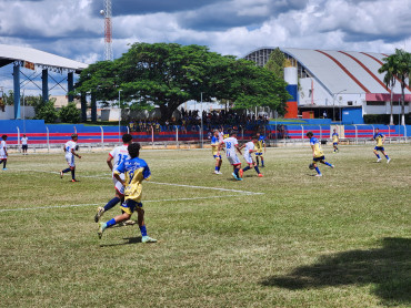 Foto 72: Quatá fica entre as 4 melhores equipes da categoria sub 17 da Mercosul 2025