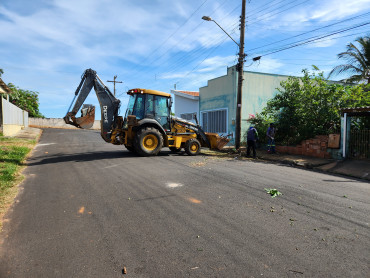 Foto 9: Prefeitura de Quatá trava uma luta contra o mosquito Aedes Aegypti e o Escorpião: Várias ações estão sendo realizadas para acabar com a Dengue e conscientizar a população