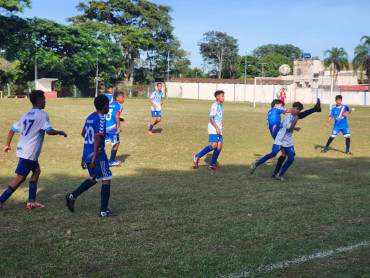 Foto 154: Quatá fica entre as 4 melhores equipes da categoria sub 17 da Mercosul 2025