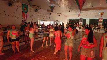 Foto 128: Carnaval 2025 em Quatá promoveu 5 dias de folia com marchinhas, pagode, axé e matinê