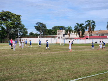 Foto 3: Quatá fica entre as 4 melhores equipes da categoria sub 17 da Mercosul 2025