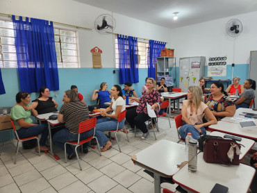 Foto 33: Secretaria de Educação de Quatá forma Professores para ministrar aulas de robótica