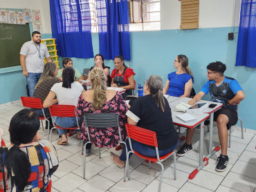 Foto 28: Secretaria de Educação de Quatá forma Professores para ministrar aulas de robótica