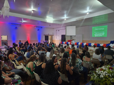 Foto 38: Palestras de incentivo e Planejamento Escolar 2025 reúne os profissionais da Educação