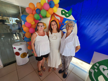 Foto 17: CRAS realiza tarde festiva de Carnaval para grupos de convivência