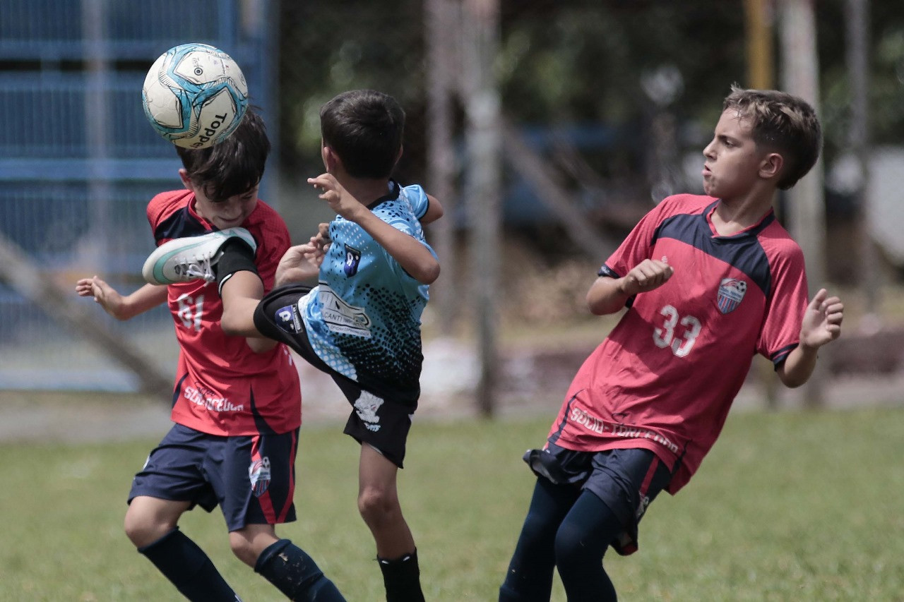 Foto 197: Quatá fica entre as 4 melhores equipes da categoria sub 17 da Mercosul 2025