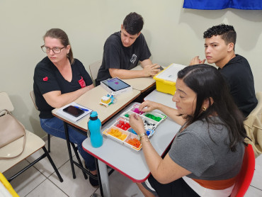 Foto 19: Secretaria de Educação de Quatá forma Professores para ministrar aulas de robótica