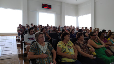 Foto 21: Show de mágica marca evento em especial ao Dia da Mulher