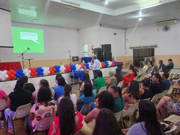 Foto 40: Palestras de incentivo e Planejamento Escolar 2025 reúne os profissionais da Educação