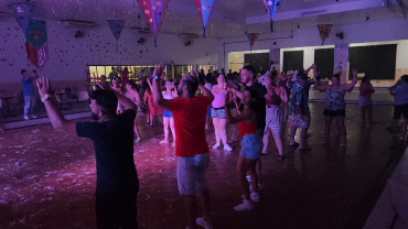 Foto 89: Carnaval 2025 em Quatá promoveu 5 dias de folia com marchinhas, pagode, axé e matinê