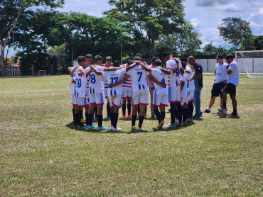 Foto 44: Quatá fica entre as 4 melhores equipes da categoria sub 17 da Mercosul 2025